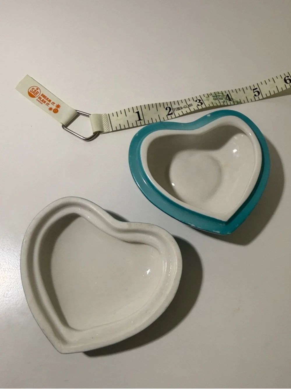 Jonathan Adler Love Heart Trinket Box with Gold Graphic - Picture 4 of 6